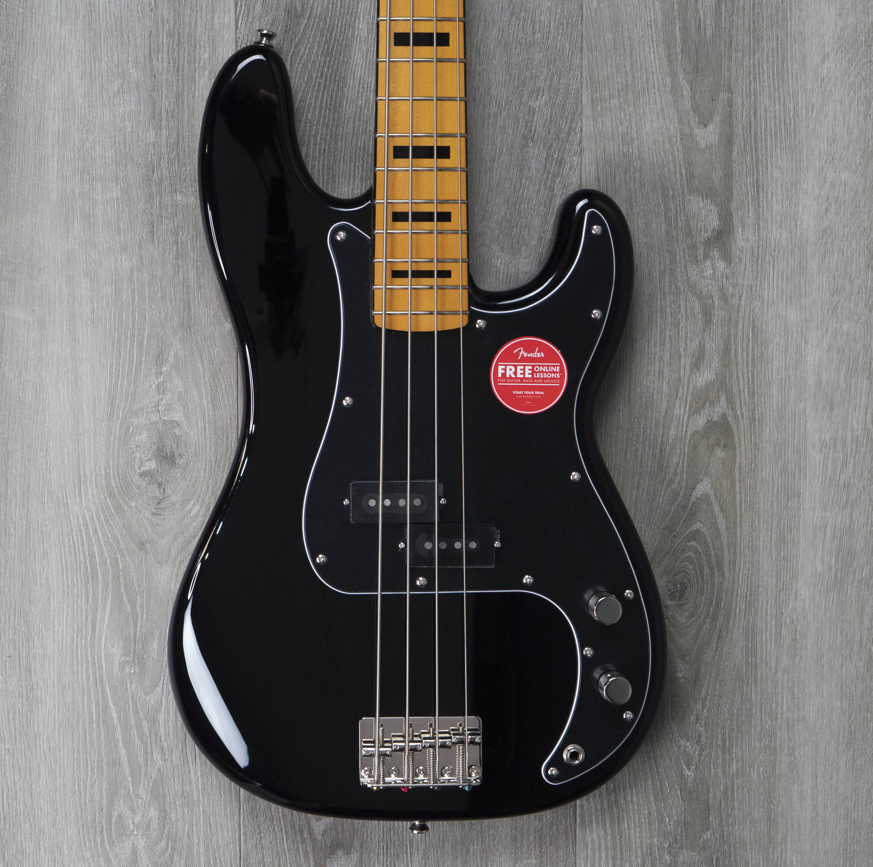 Squier Classic Vibe 70s Precision Bass, Maple Fingerboard, Black