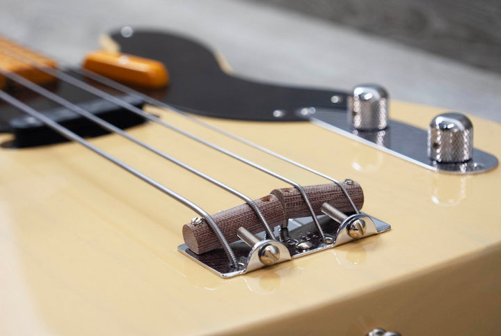 Fender 75th Anniversary Fender American Vintage II 1951 Precision Bass, Maple Fingerboard, Butterscotch Blonde