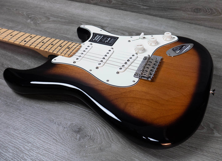 Fender Player Stratocaster, Maple Fingerboard, Anniversary 2-Colour Sunburst