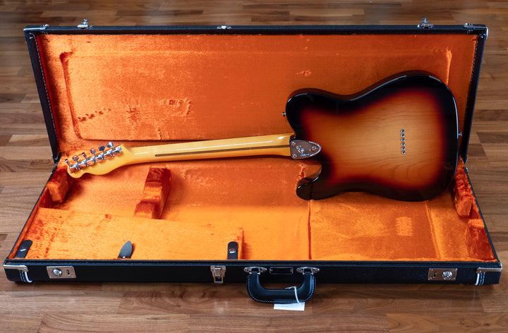 Fender American Vintage II 1977 Telecaster Custom, Rosewood Fingerboard, 3-Color Sunburst