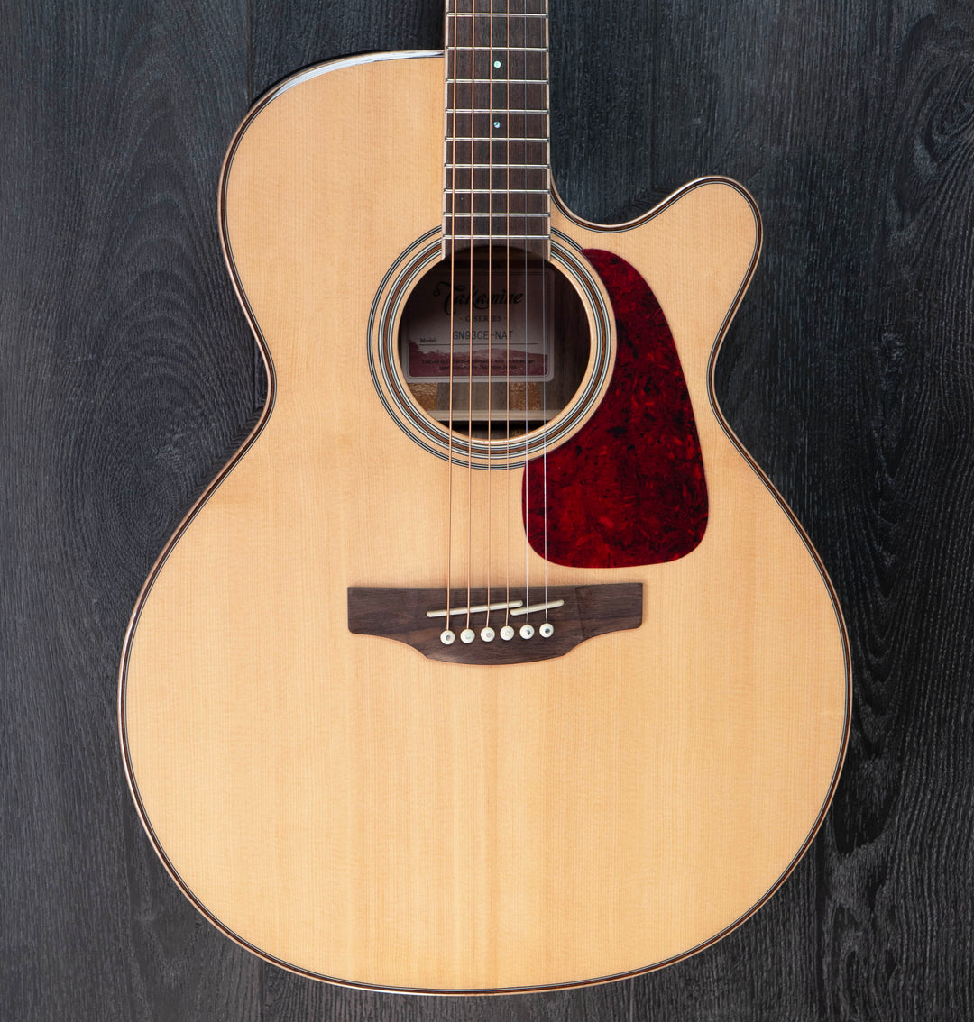 Takamine GN93CE-NAT NEX Cutaway, Solid Spruce Top, Rosewood & Quilted Maple Back w/ TK-40D Pickup