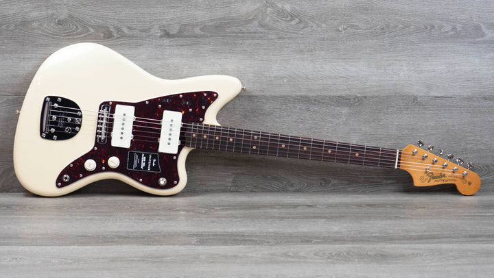 Fender Vintera III Mid '60s Jazzmaster, Rosewood Fingerboard, Olympic White