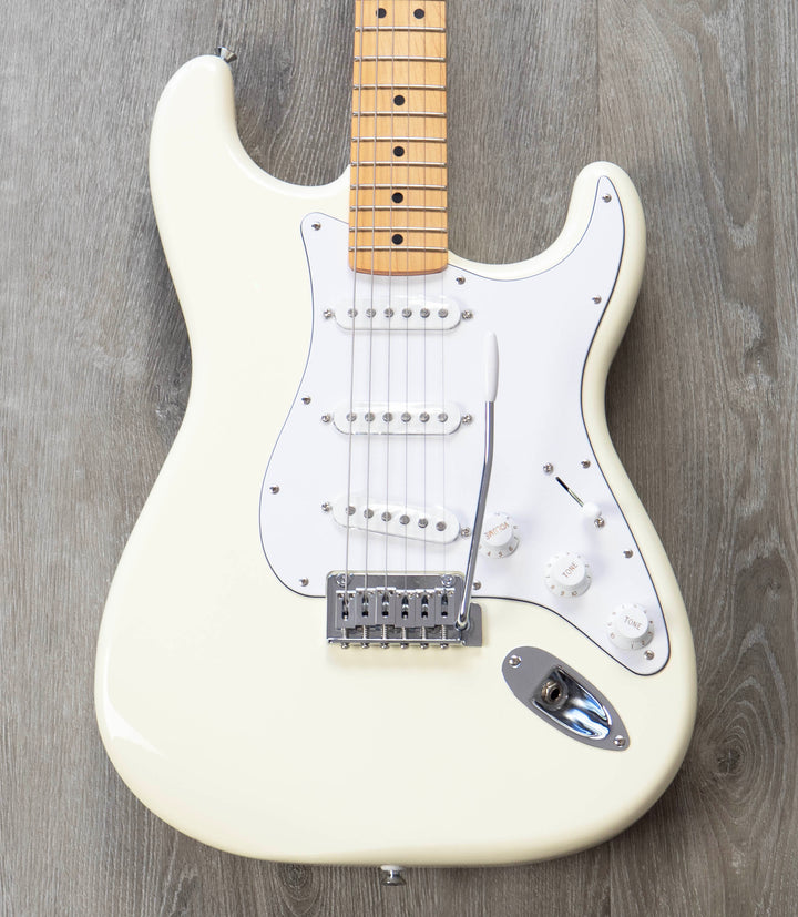 Pre-Owned Fender Standard Stratocaster, Maple Fingerboard, Olympic White