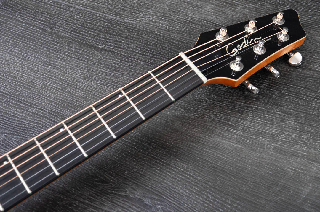 Pre-Owned Godin A6 Ultra, Black