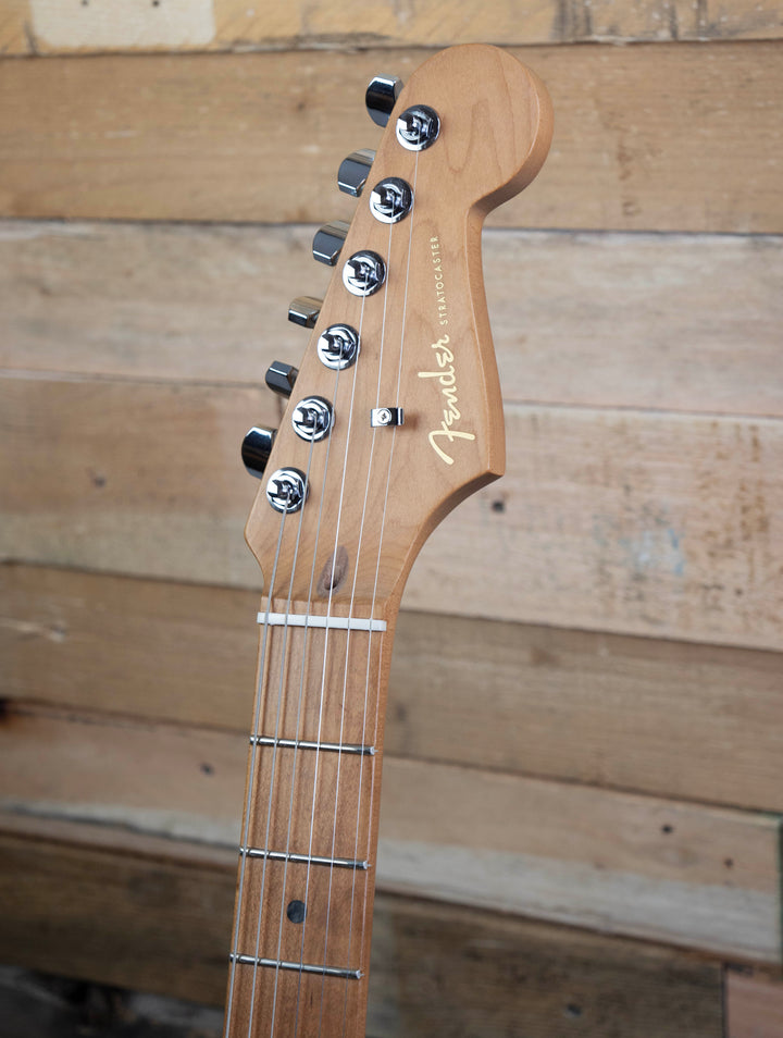 Fender Limited Edition American Ultra II Stratocaster HSS, Roasted Maple Fingerboard, Aurora