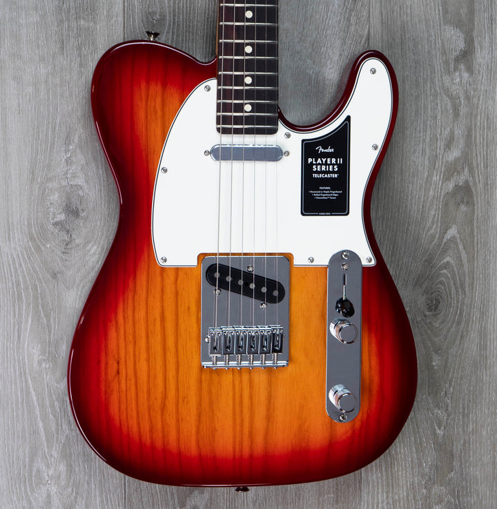 Fender Player II Telecaster, touche en palissandre, finition cerisier vieilli