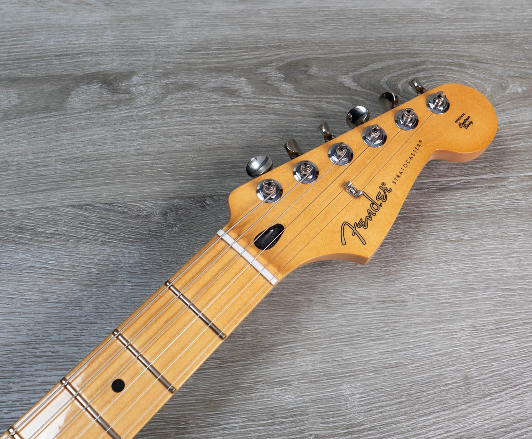 Fender Player II Stratocaster, touche en érable, finition cerisier vieilli