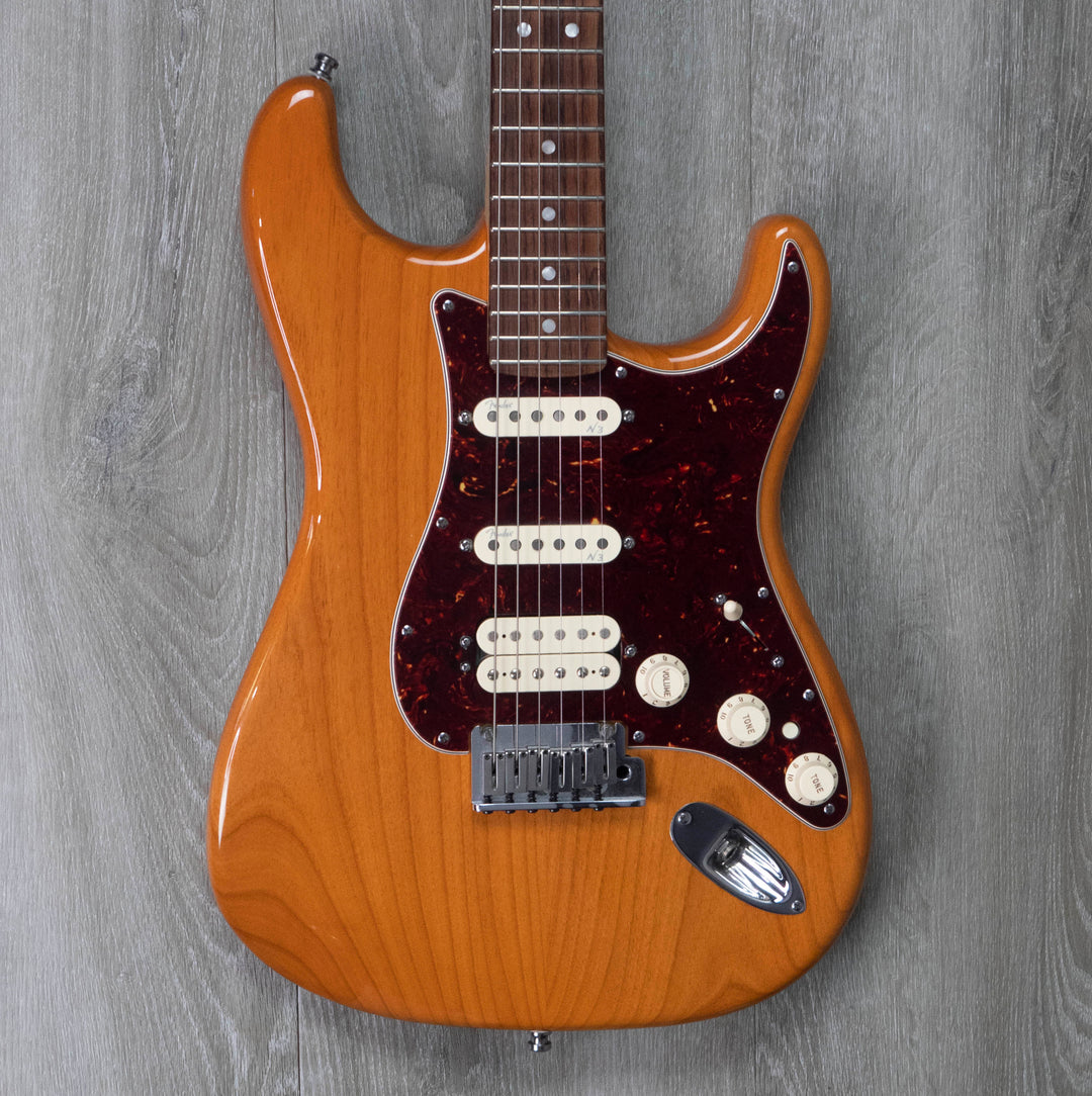 Pre-Owned Fender American Deluxe HSS Stratocaster, Amber