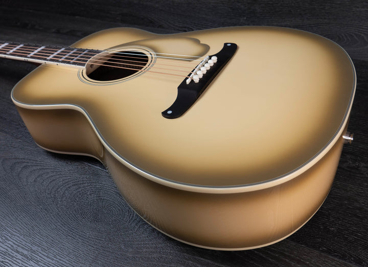 Fender Limited Edition California Vintage Malibu with Case, Antigua Pickguard, Antigua
