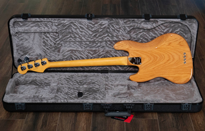 Fender American Professional Jazz Bass, Maple Fingerboard, Natural