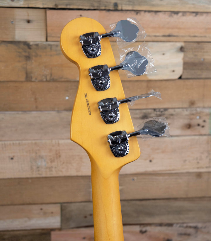 Fender American Professional Jazz Bass, Maple Fingerboard, Natural