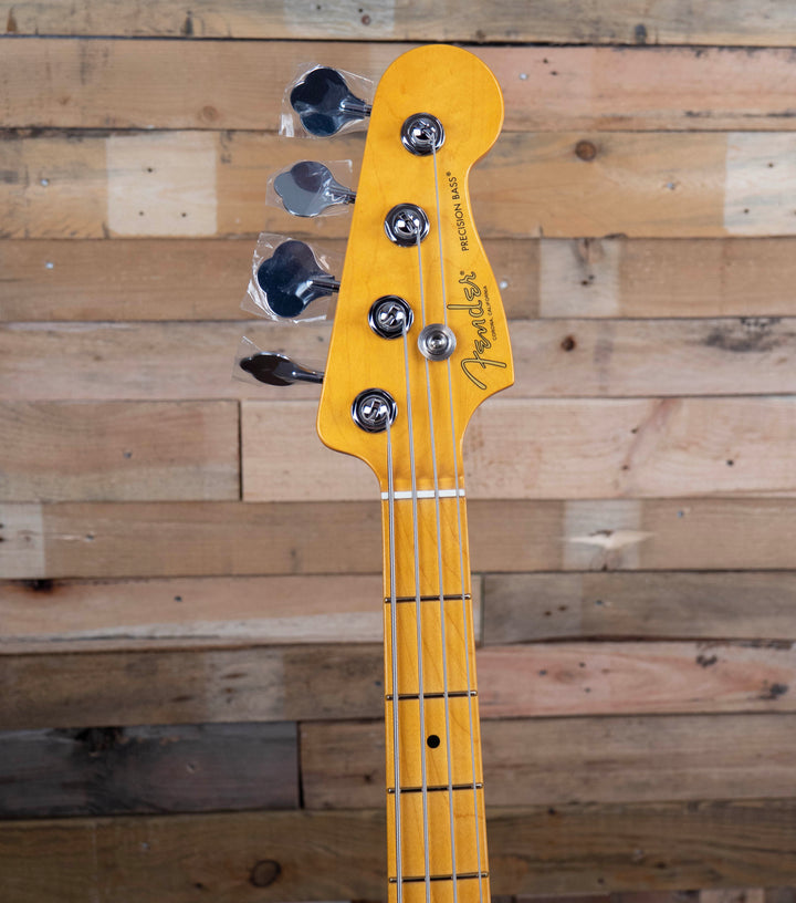 Fender American Professional Precision Bass, Maple Fingerboard, Aged Cherry Burst