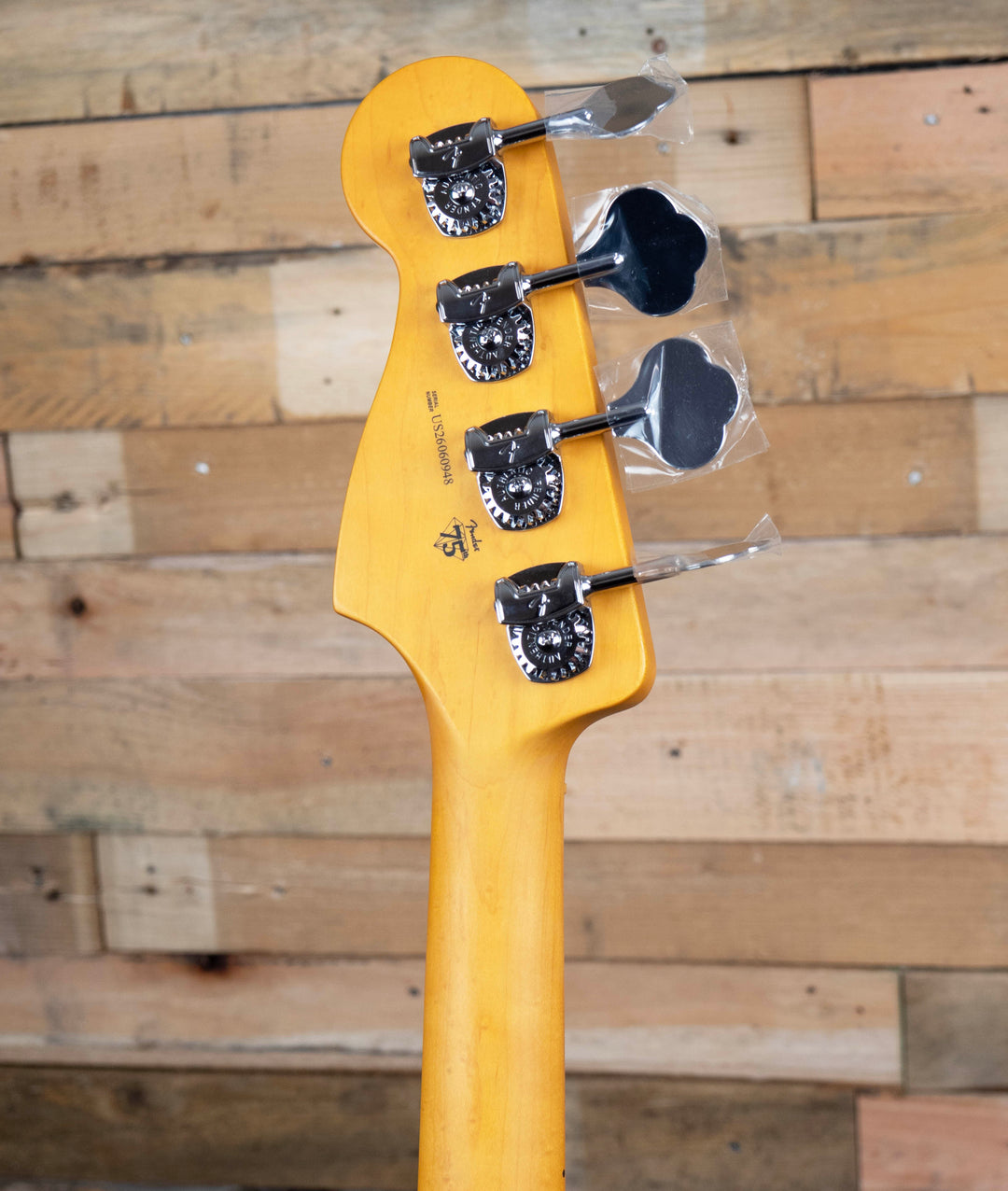 Fender American Professional Precision Bass, Maple Fingerboard, Aged Cherry Burst