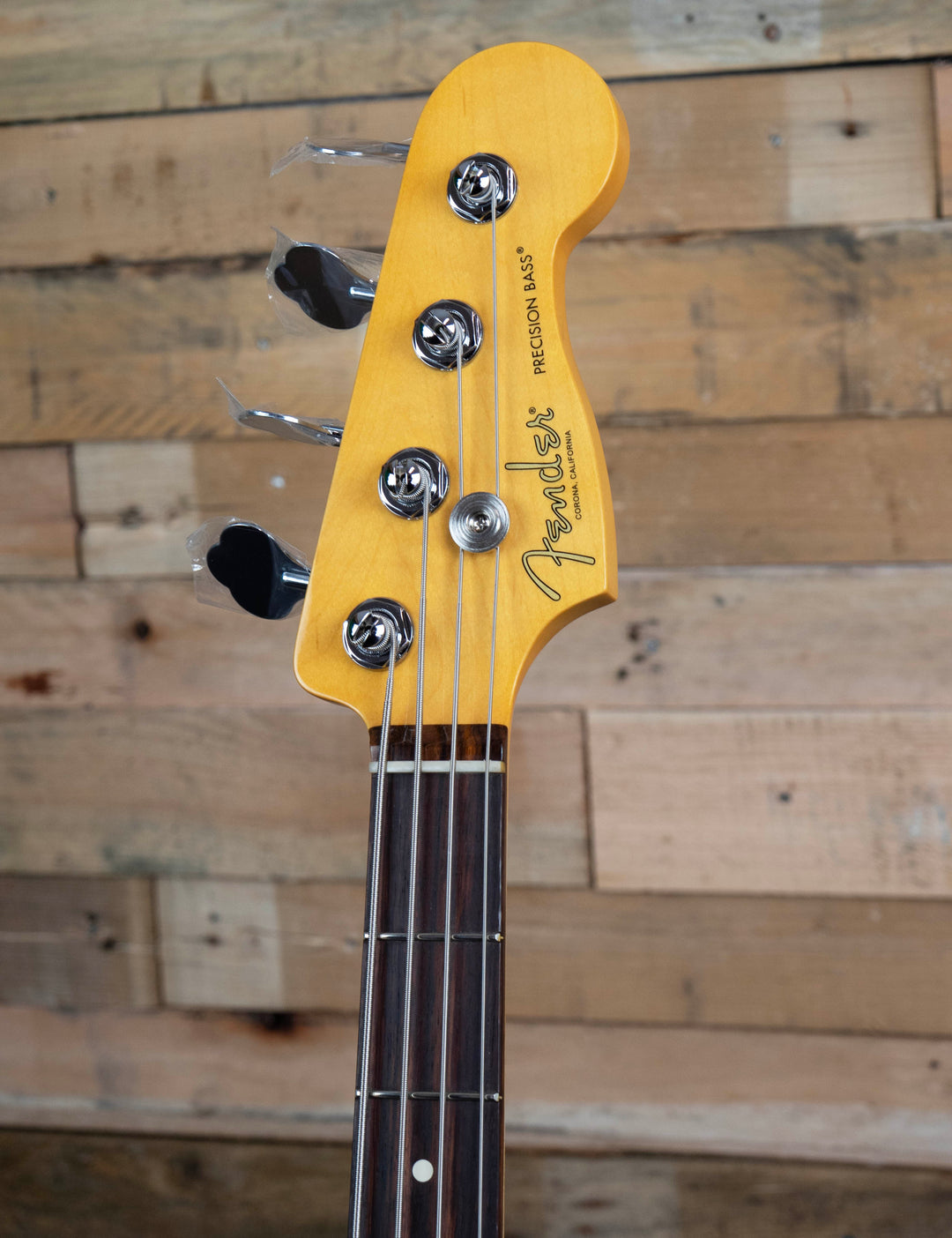 Fender American Professional Precision Bass, Rosewood Fingerboard, Oxblood