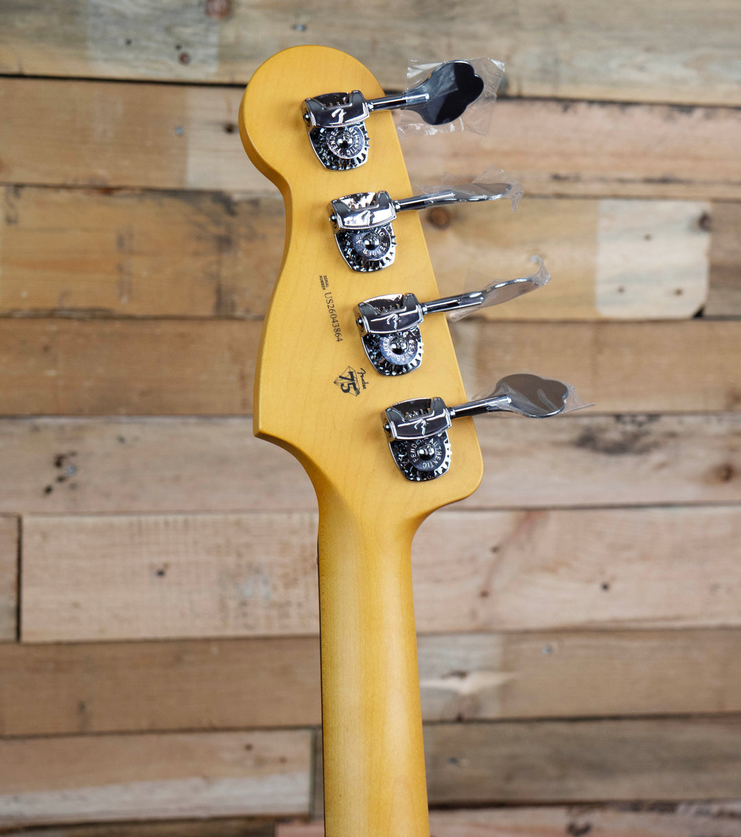 Fender American Professional Precision Bass, Rosewood Fingerboard, Oxblood