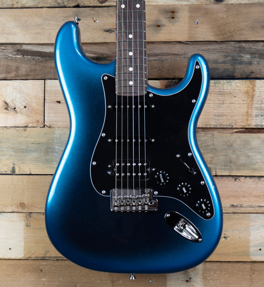 Fender American Professional Stratocaster HSS, Rosewood Fingerboard, Dark Night