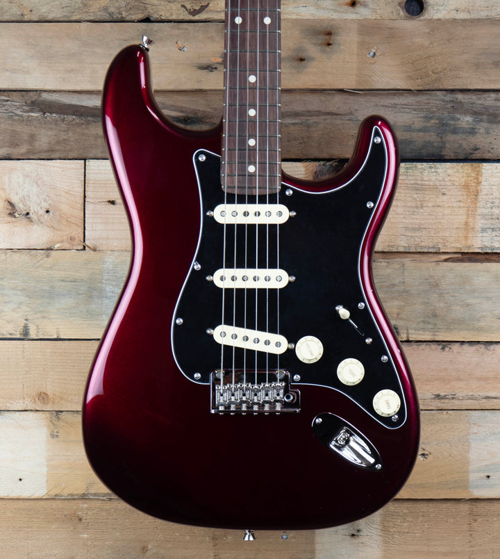 Fender American Professional Stratocaster, Rosewood Fingerboard, Oxblood