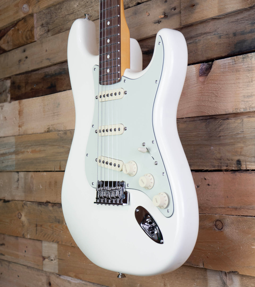 Fender American Professional Stratocaster, Rosewood Fingerboard, Olympic White