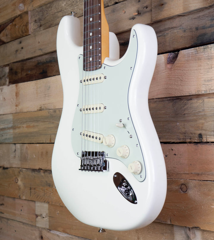Fender American Professional Stratocaster, Rosewood Fingerboard, Olympic White