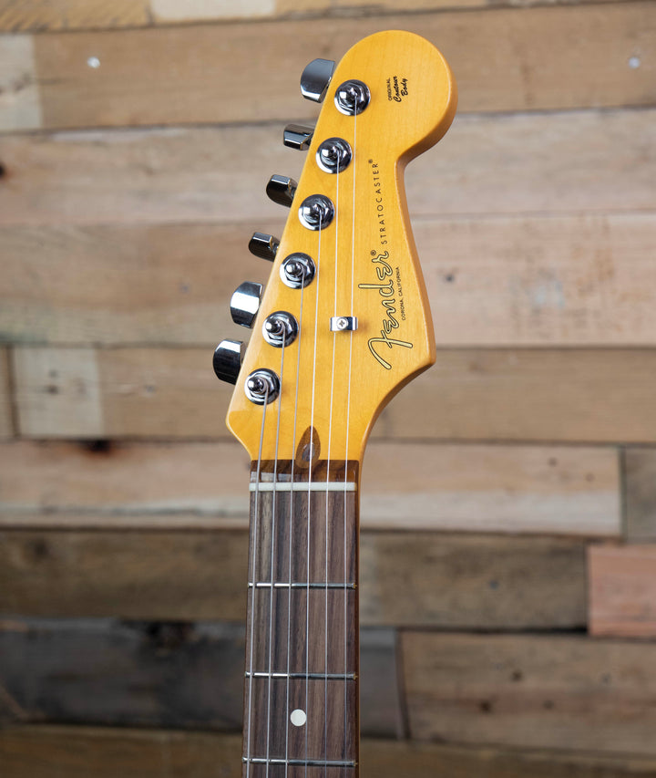Fender American Professional Stratocaster, Rosewood Fingerboard, Olympic White