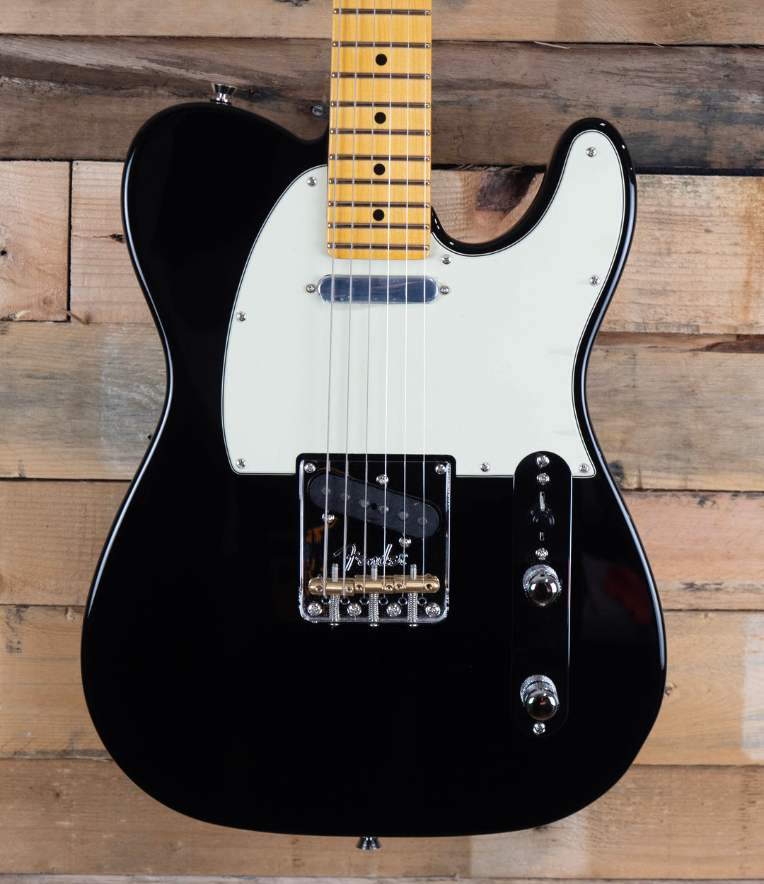 Fender American Professional Telecaster, Maple Fingerboard, Black