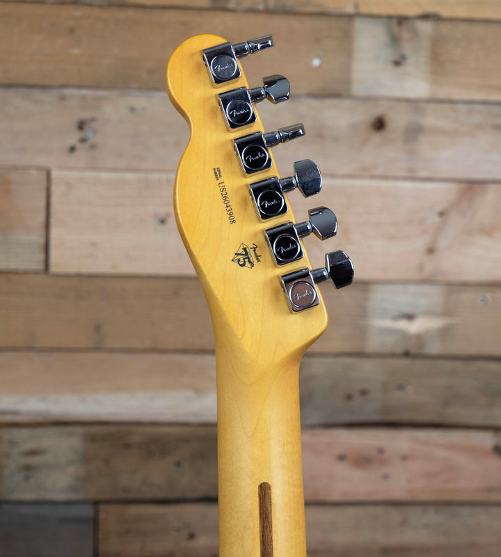 Fender American Professional Telecaster, Maple Fingerboard, Oxblood