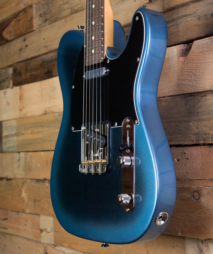 Fender American Professional Telecaster, Rosewood Fingerboard, Dark Night