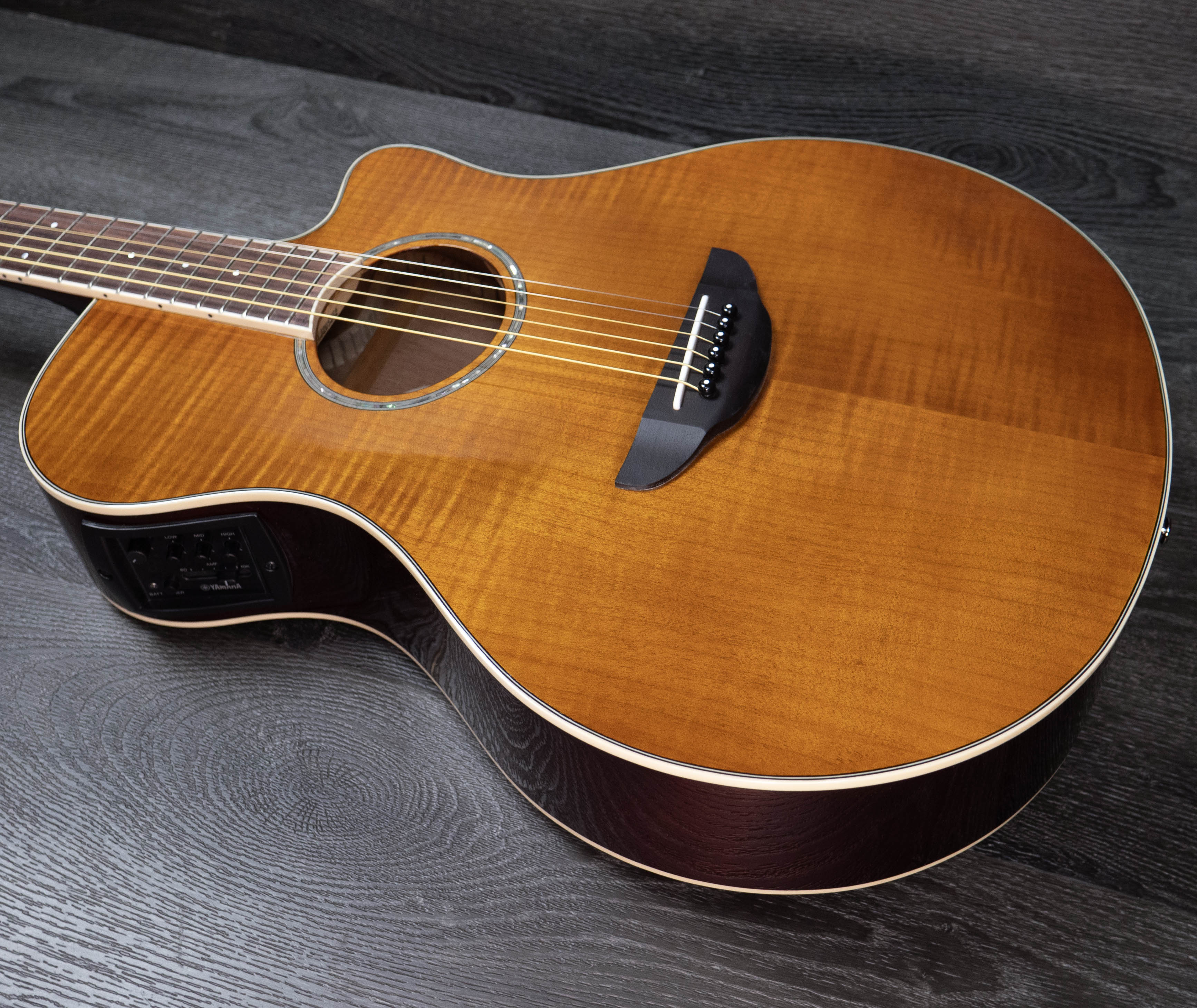 Yamaha APX600FM Electro-Acoustic Guitar, Flamed Maple Top, Amber