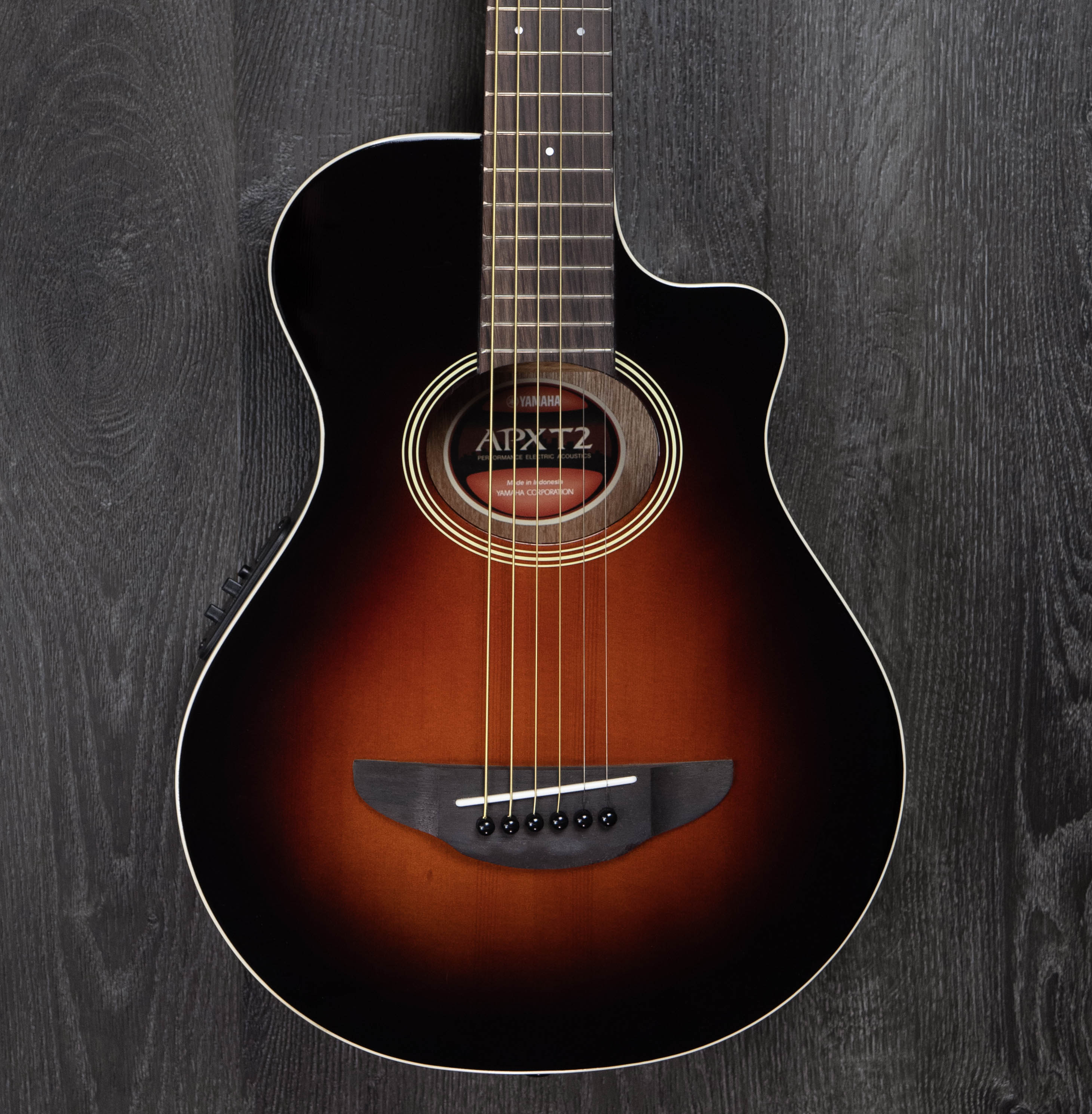 Yamaha APXT2 Electro-Acoustic Travel Guitar, Old Violin Sunburst