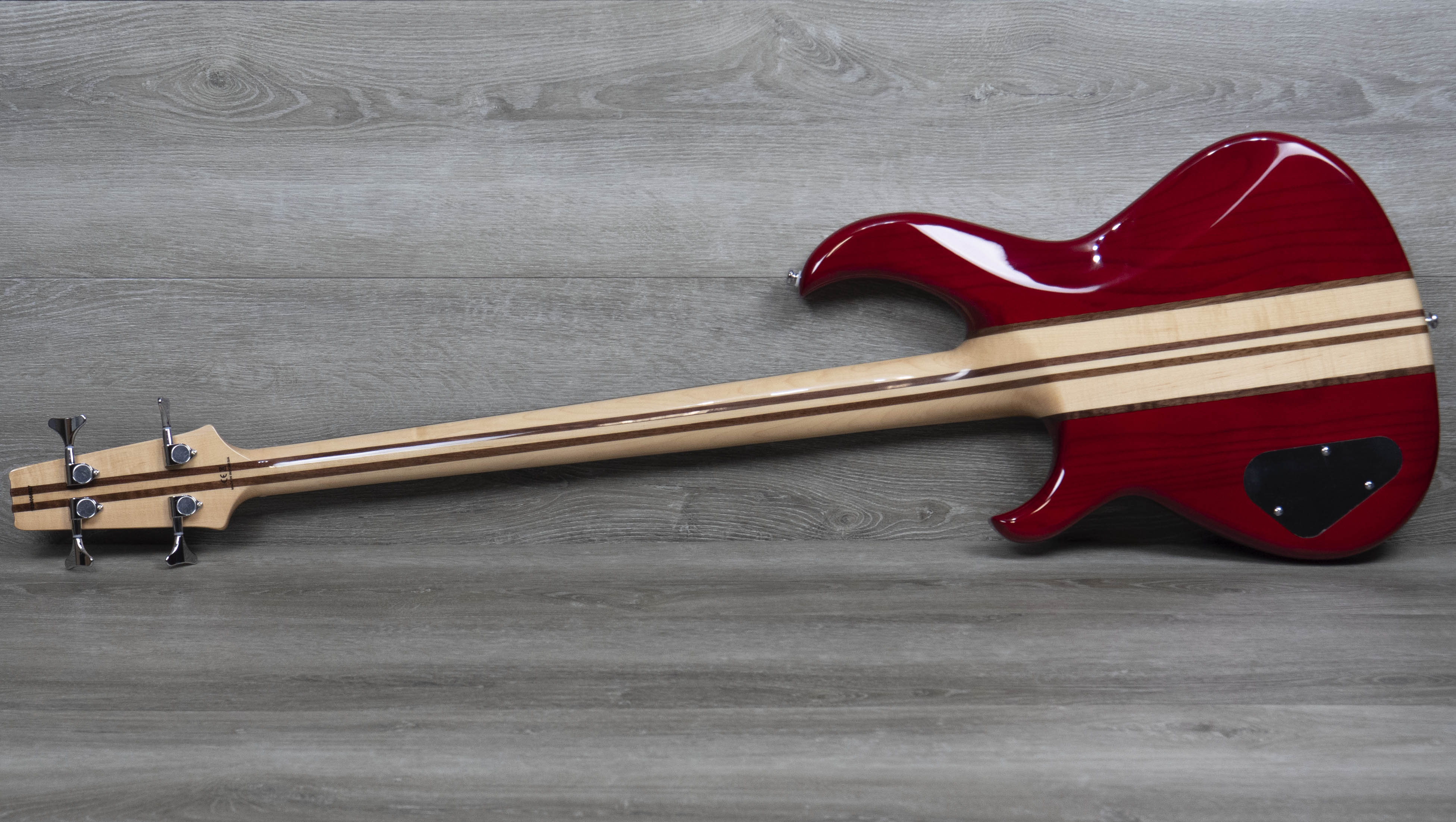 Aria Pro II SB-700, Paduak Red – A Strings