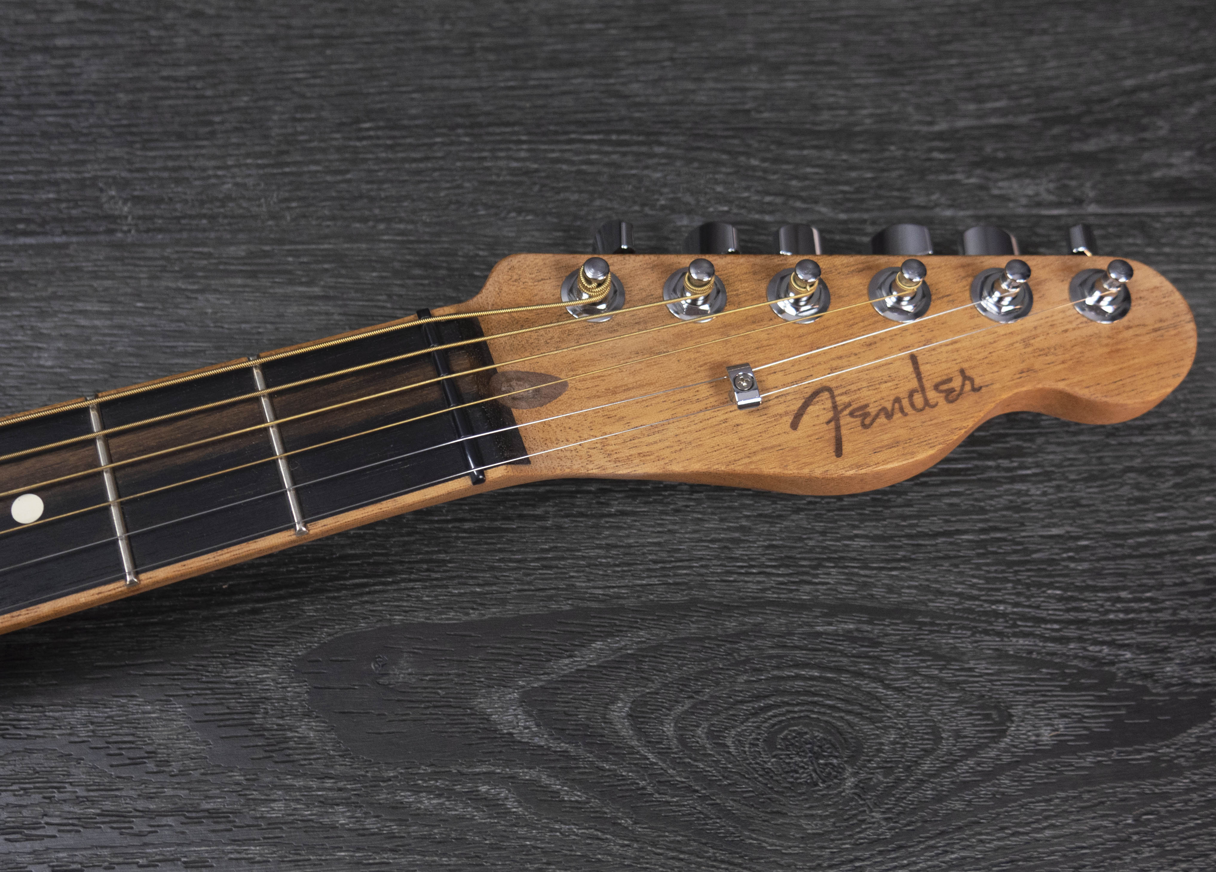 Fender Limited Edition American Acoustasonic Telecaster, Channel