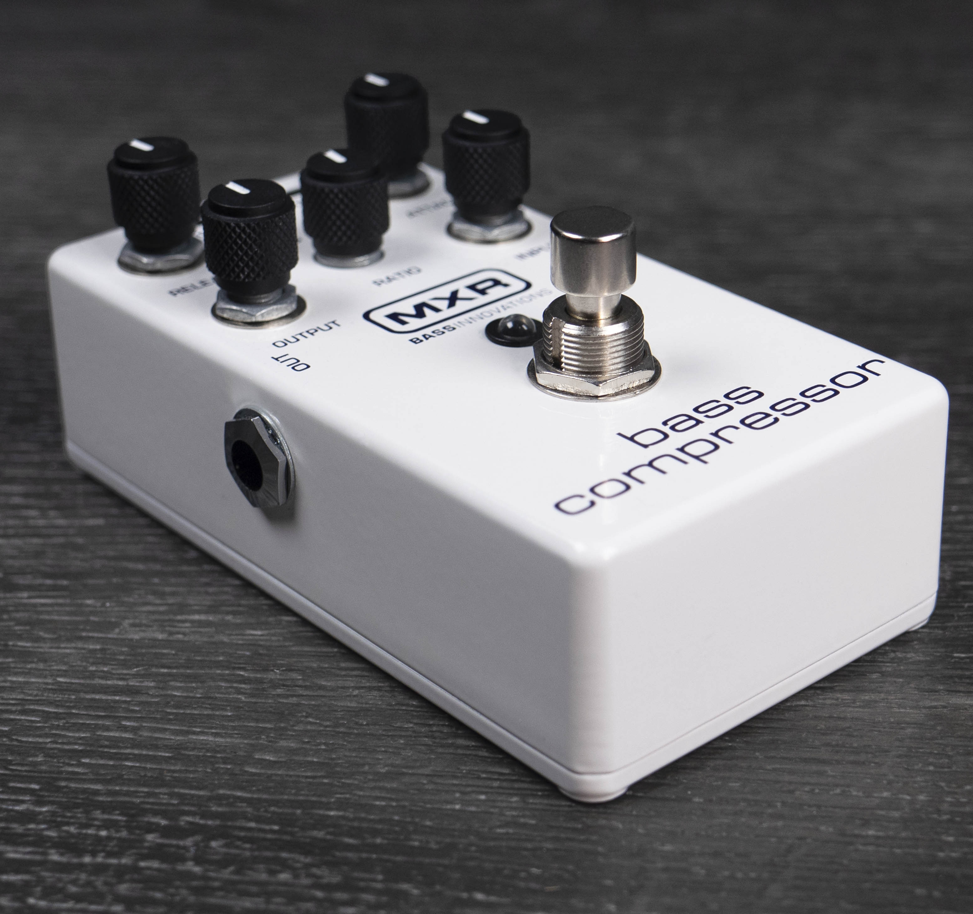 MXR M87 Bass Compressor Pedal – A Strings