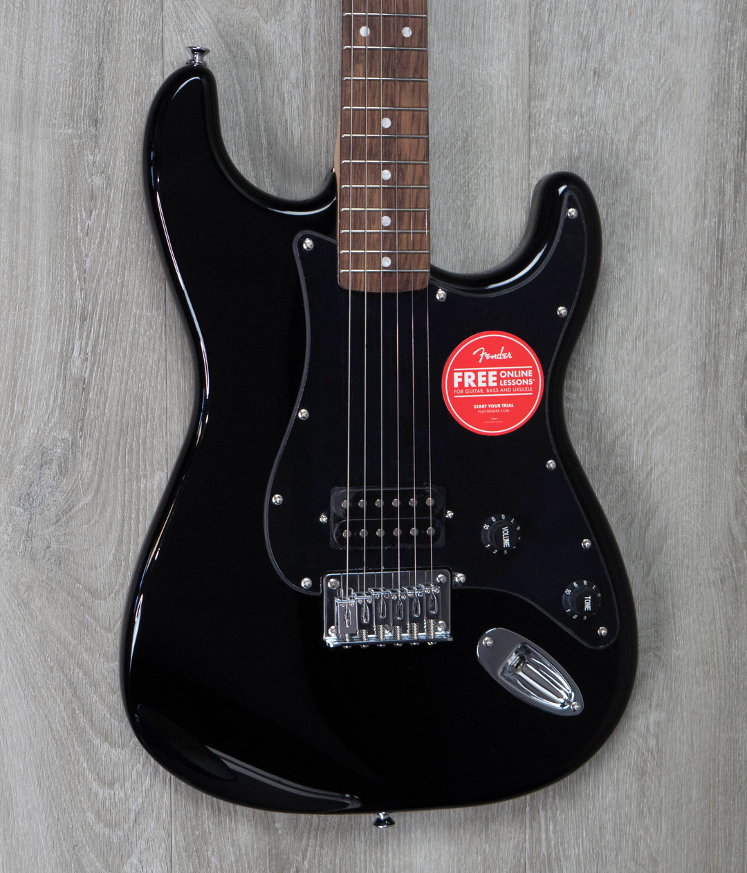 Squier Sonic Stratocaster HT H, Laurel Fingerboard, Black Pickguard, Black