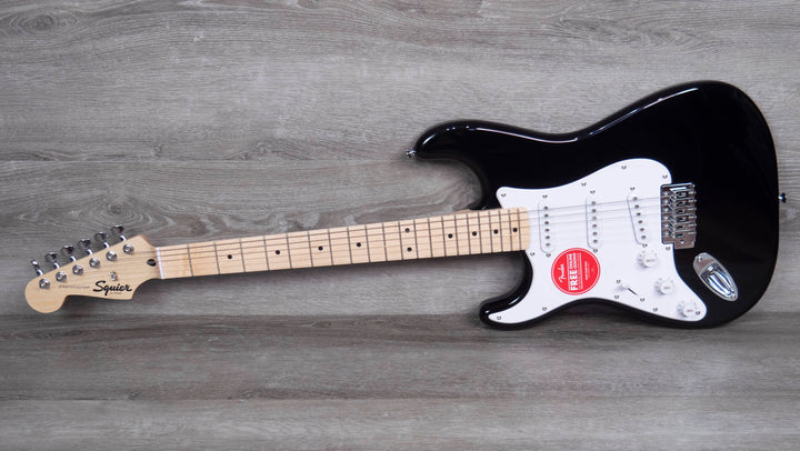 Squier Sonic Stratocaster para zurdos, diapasón de laurel, color negro