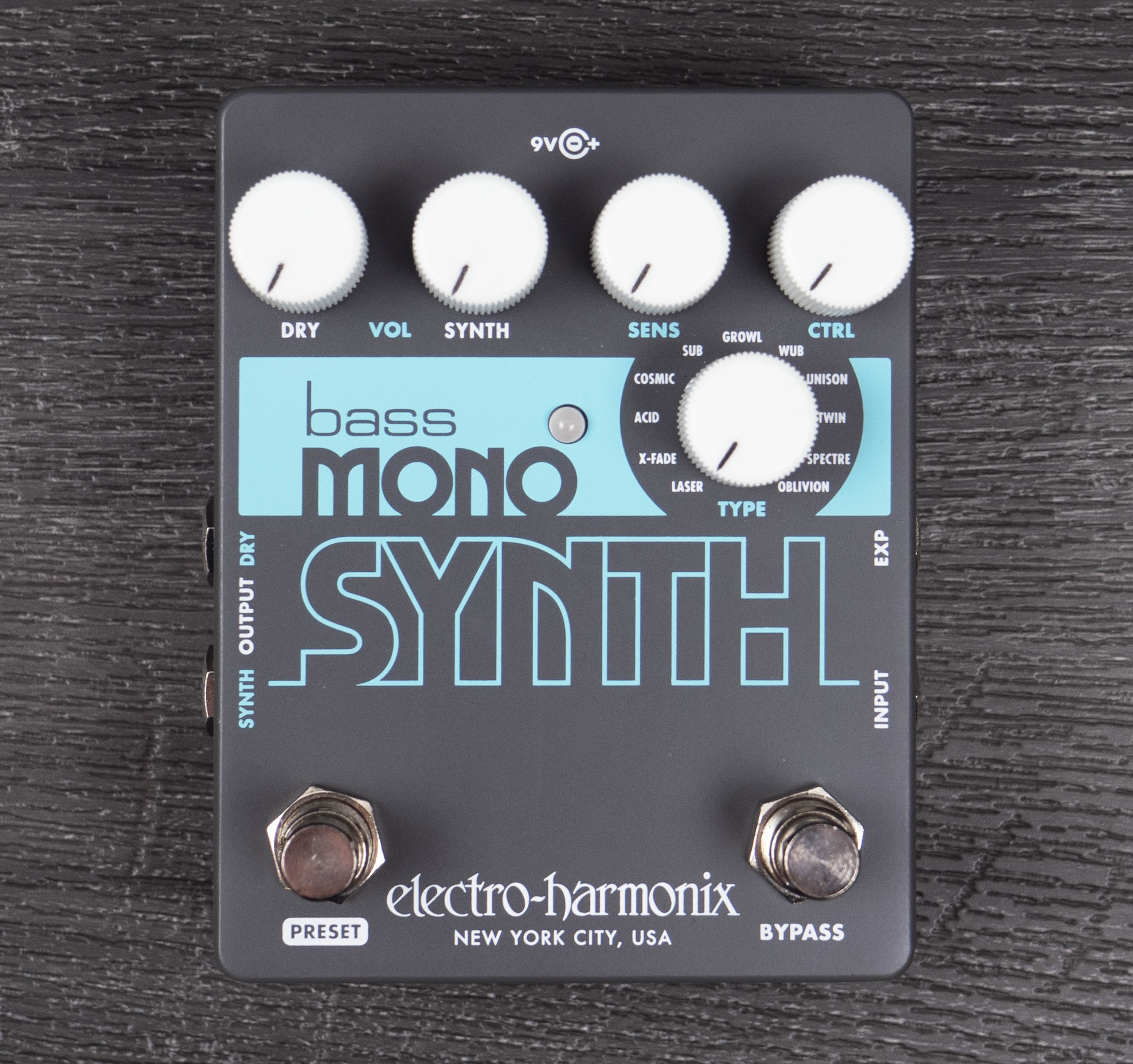 Electro Harmonix Bass Mono Synth Pedal – A Strings