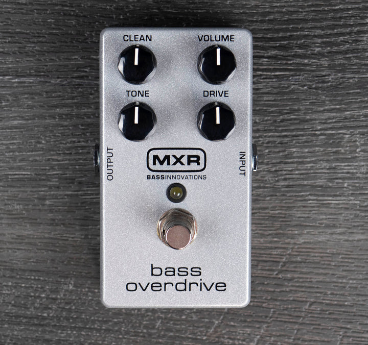 Pedal de overdrive para bajos MXR M89