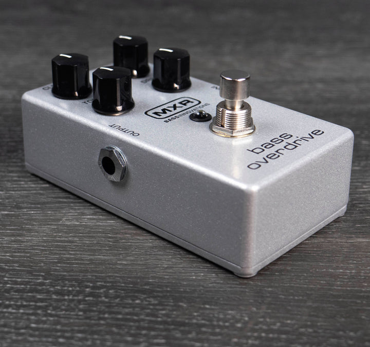 Pedal de overdrive para bajos MXR M89