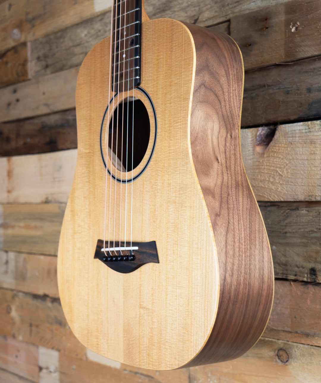 Taylor BT1e Baby Taylor Acoustic-Electric Guitar
