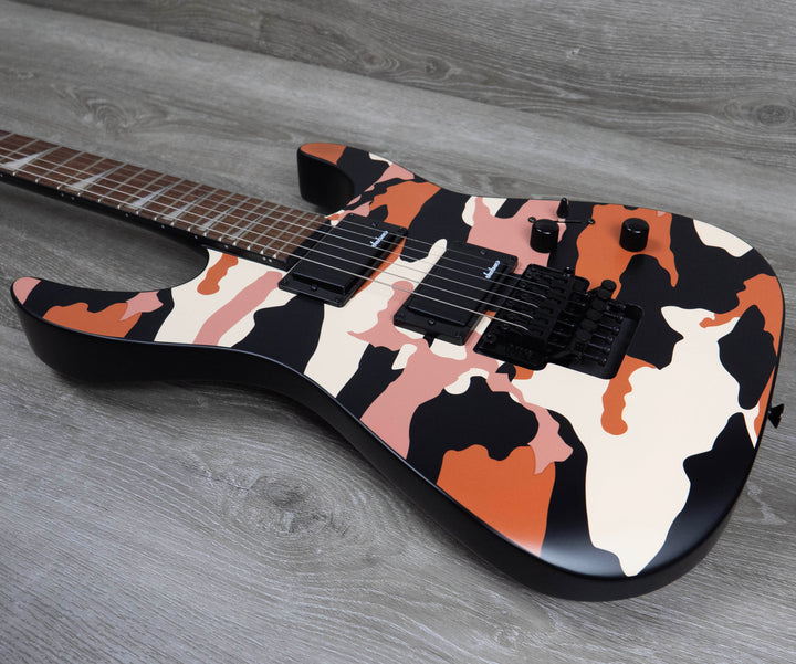 Jackson X Series Soloist, camouflage SLX DX, touche en laurier, camouflage Butterscotch 