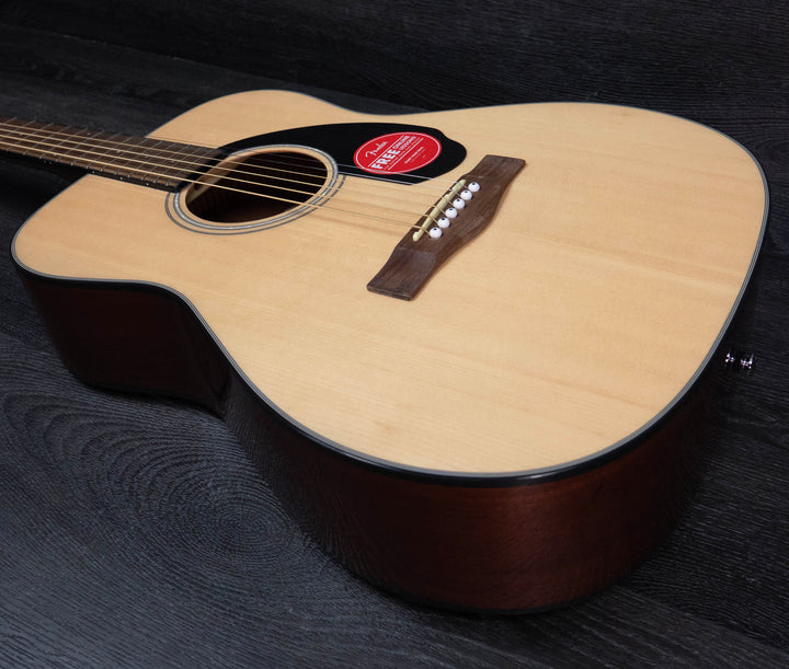 Fender CC-60SCE Concert, touche en noyer, naturel