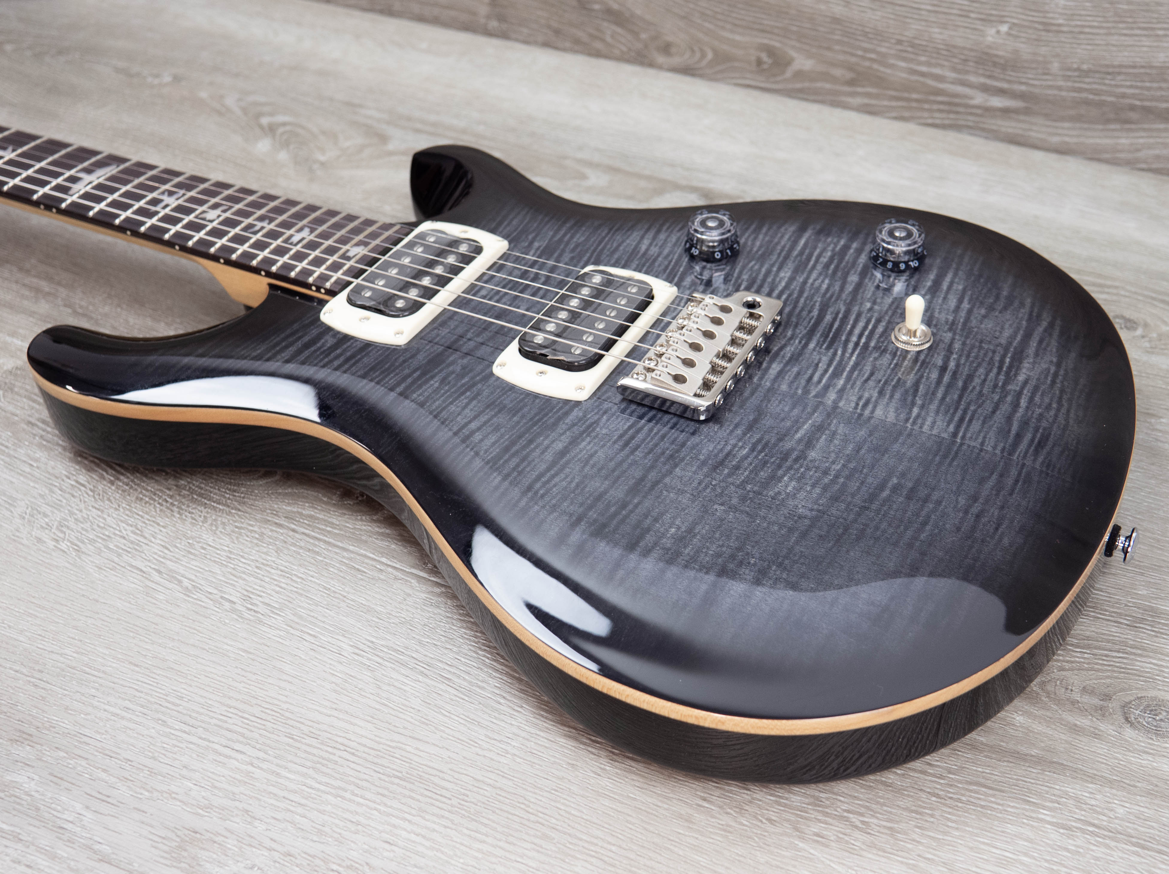 PRS SE CE24, Charcoal Burst – A Strings