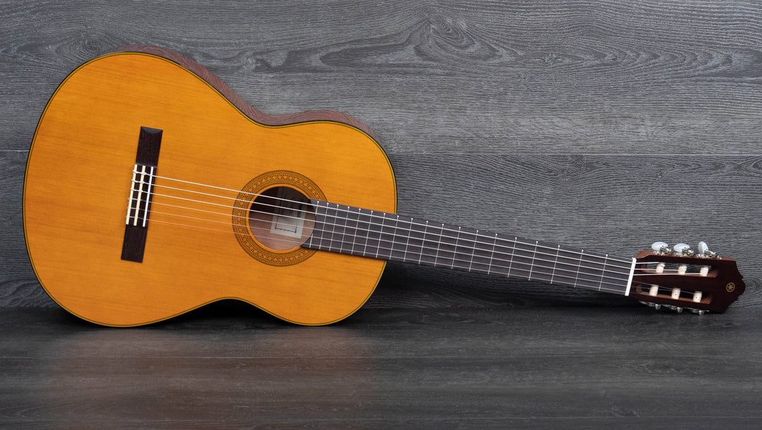 Yamaha CG142C Solid Cedar Top Classical Guitar, Natural