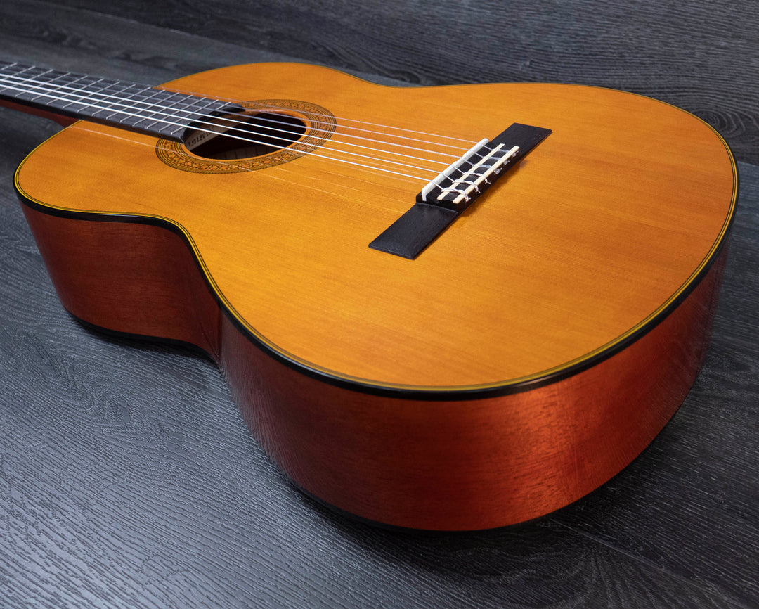 Yamaha CG142C Solid Cedar Top Classical Guitar, Natural