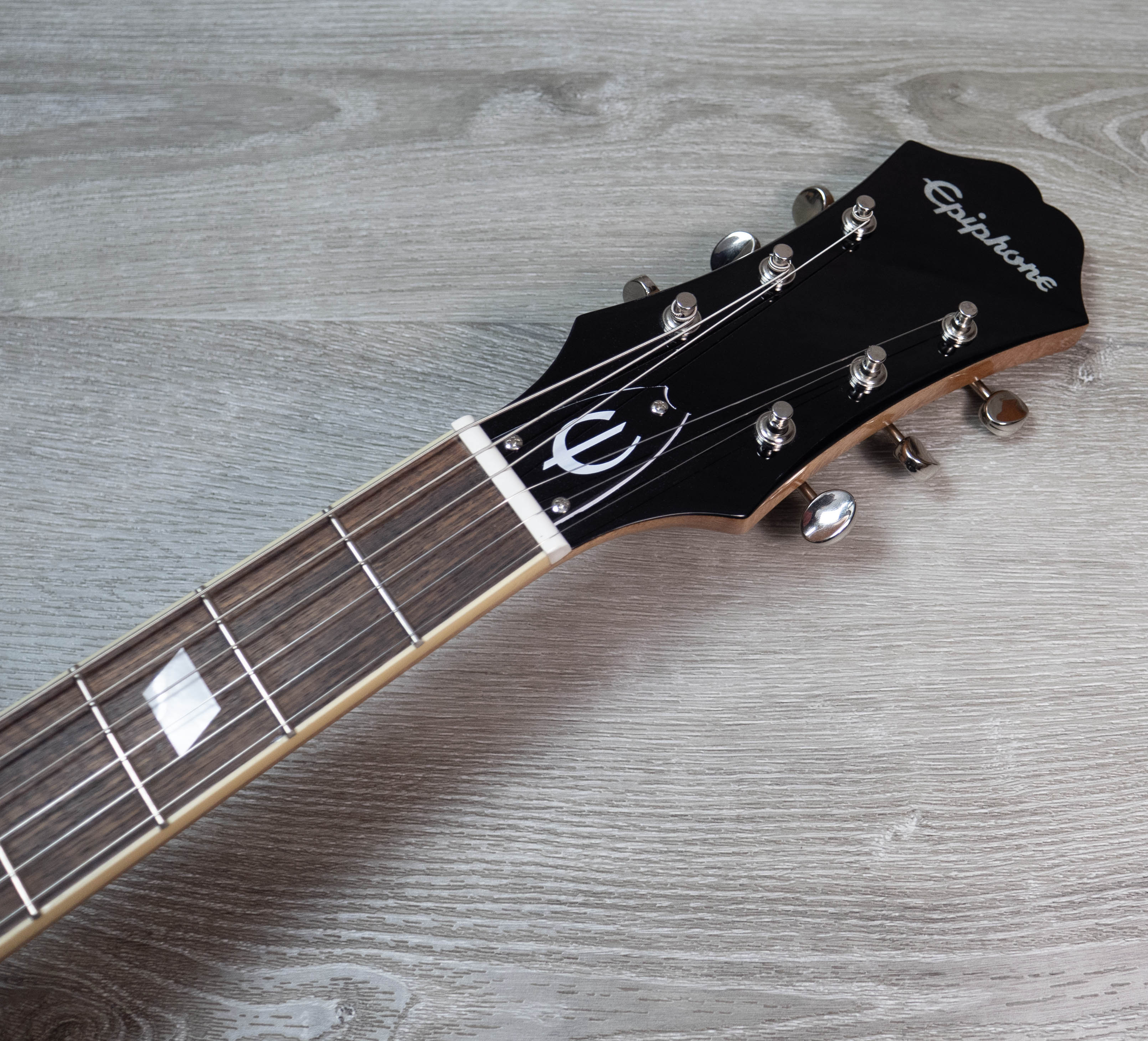 Epiphone Casino, Natural – A Strings