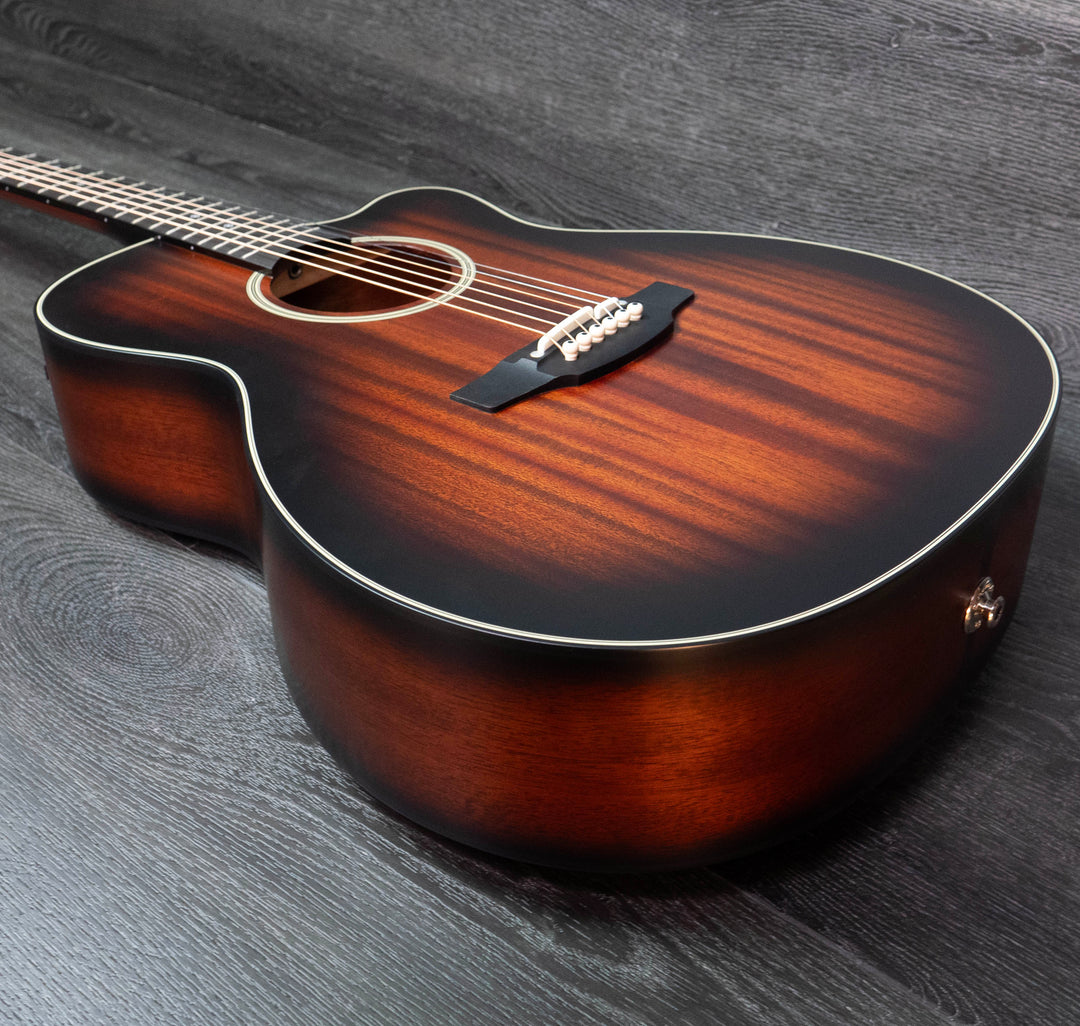 Takamine CP771MC-SB, tout en acajou massif avec préampli CTP-3 CoolTube