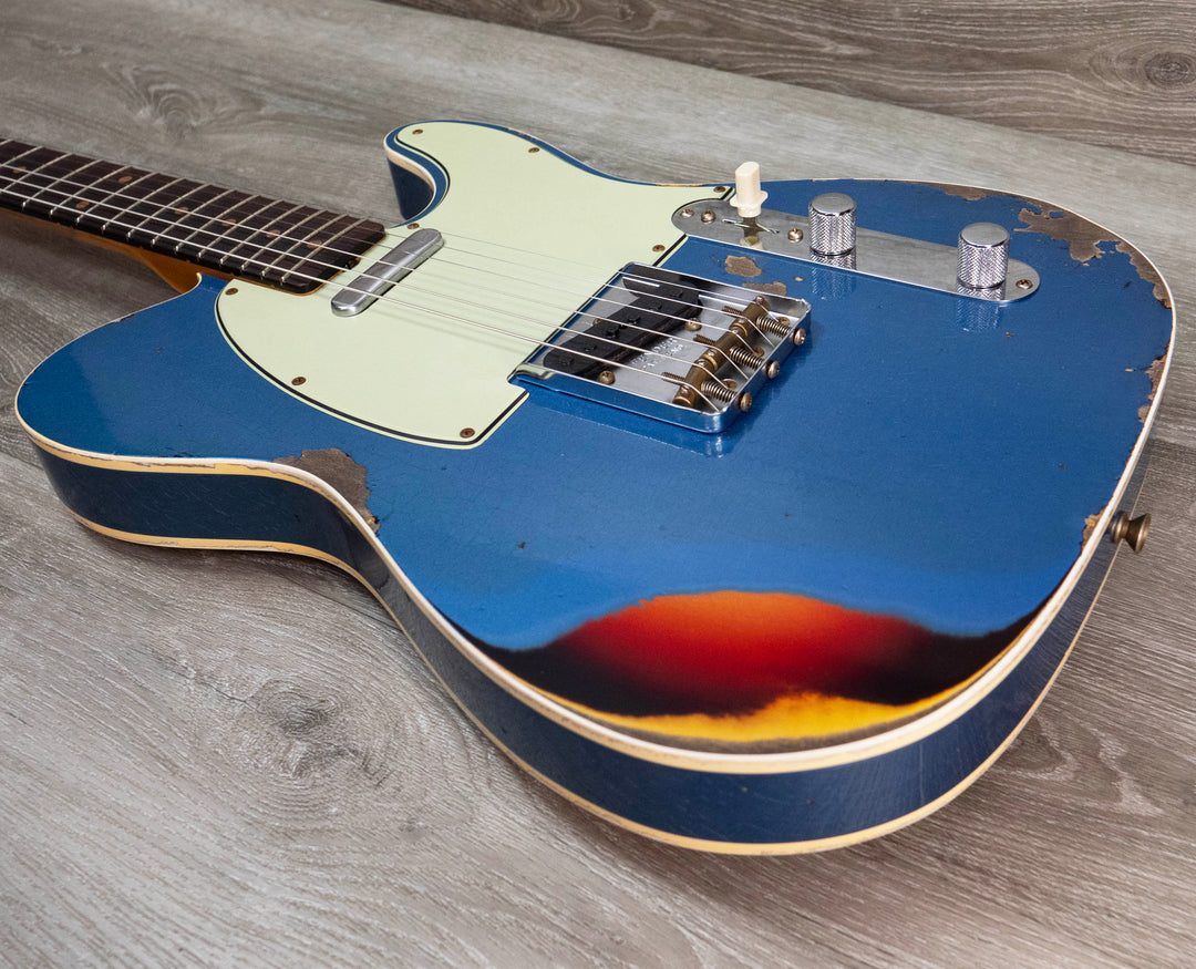 Fender Custom Shop 1960 Telecaster Custom Heavy Relic, azul Lake Placid envejecido sobre chocolate Sunburst de 3 colores 