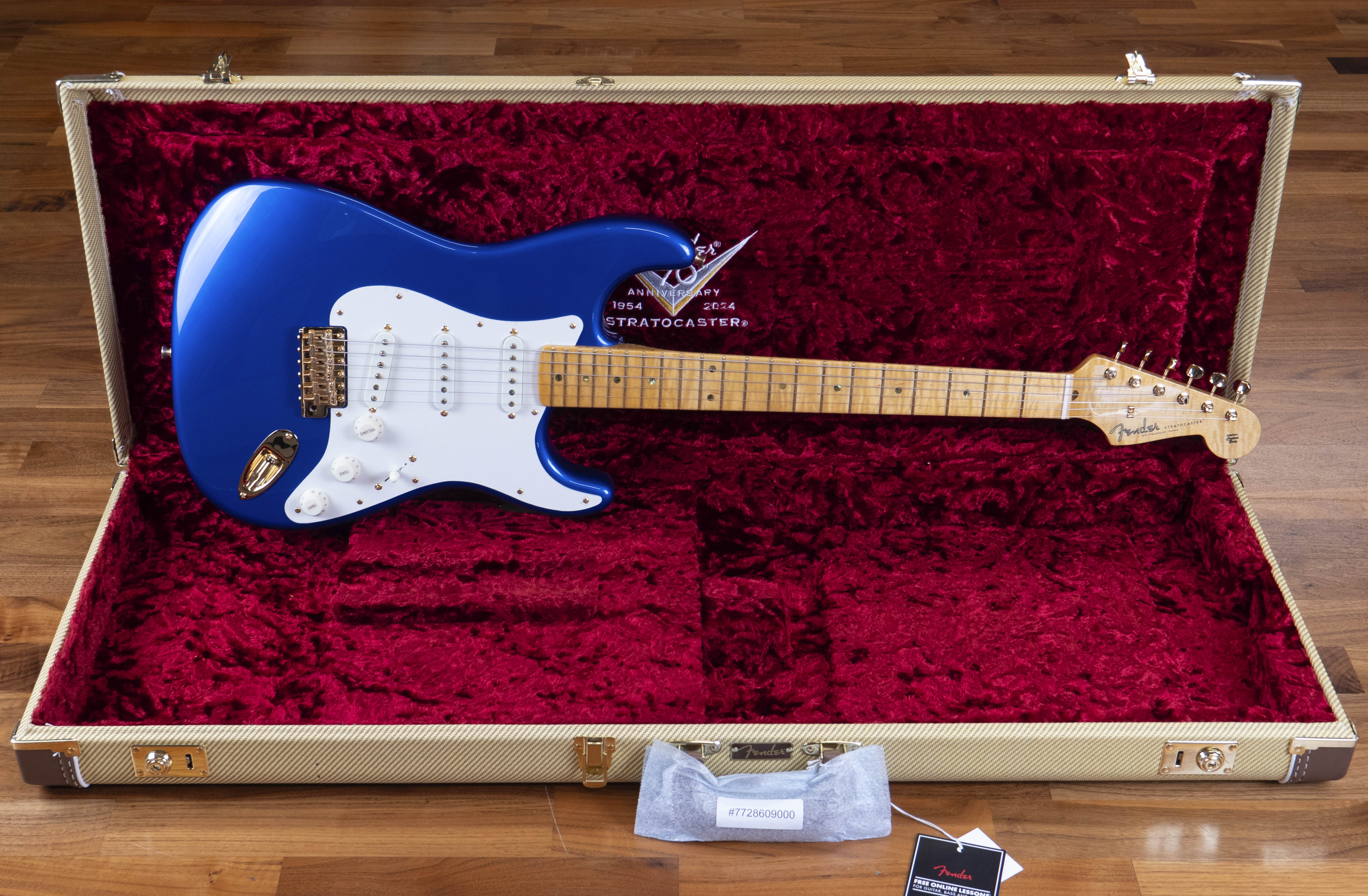 ギター Fender 70th Anniversary Stratocaster Fender 70th Anniversary Player Stratocaster with RW FB in Nebula