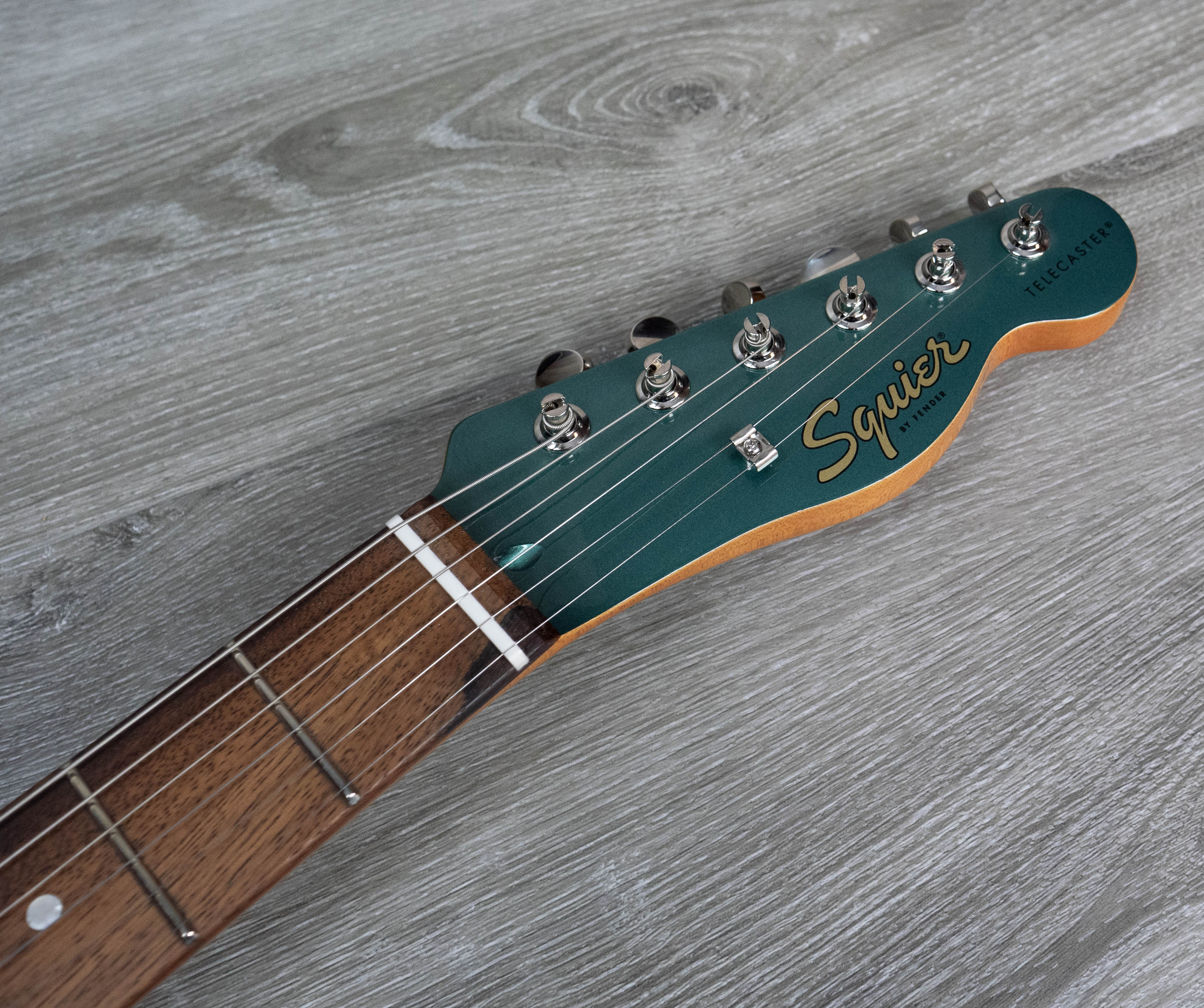 Squier Limited Edition Classic Vibe '60s Telecaster SH, Laurel