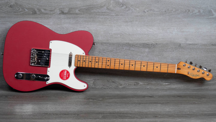 Squier Classic Vibe '60s Custom Telecaster Edición Limitada, Diapasón de Arce, Golpeador Parchment, Dakota Red Satinado