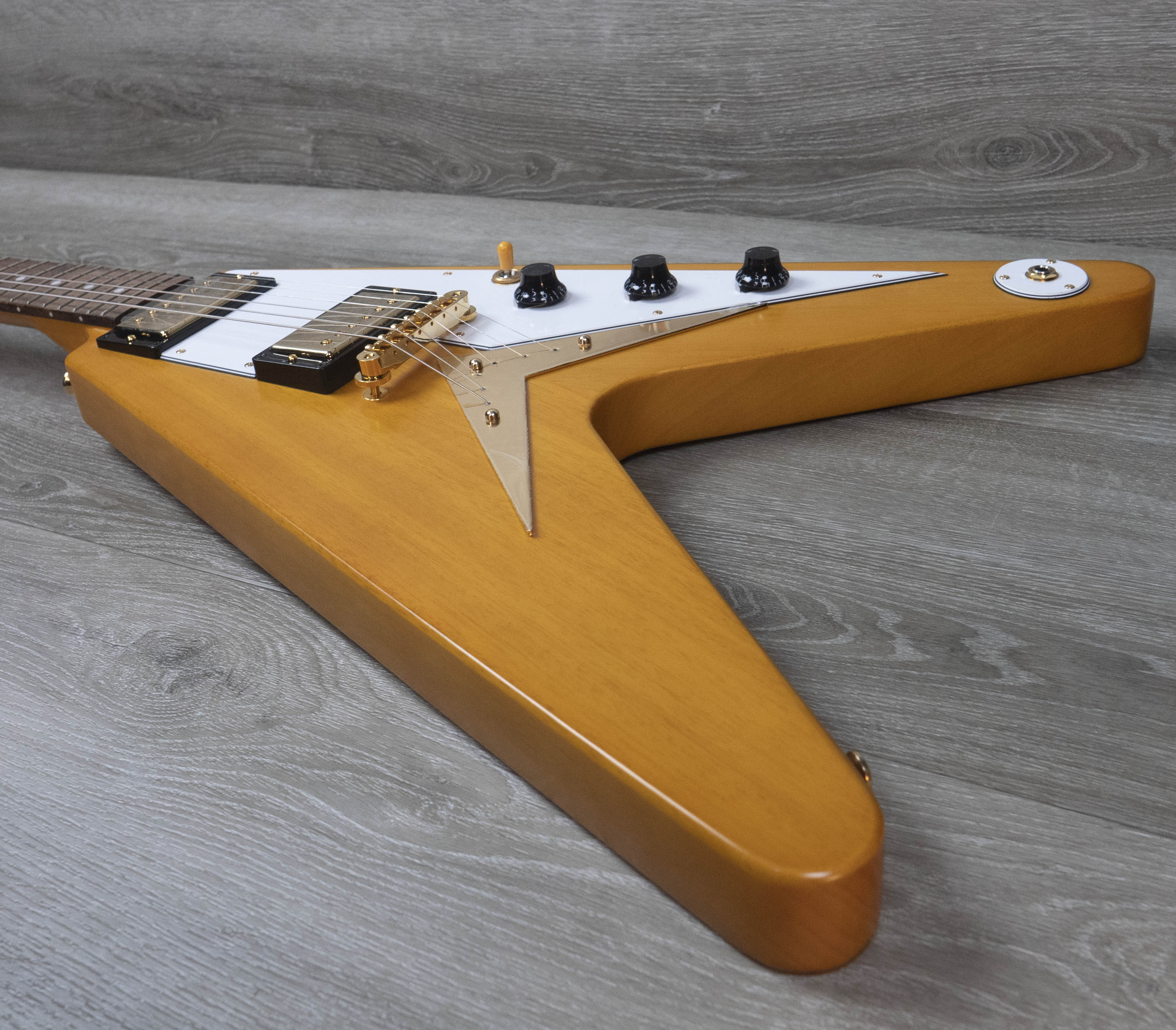 Epiphone Inspired by Gibson 1958 Korina Flying V (White Pickguard